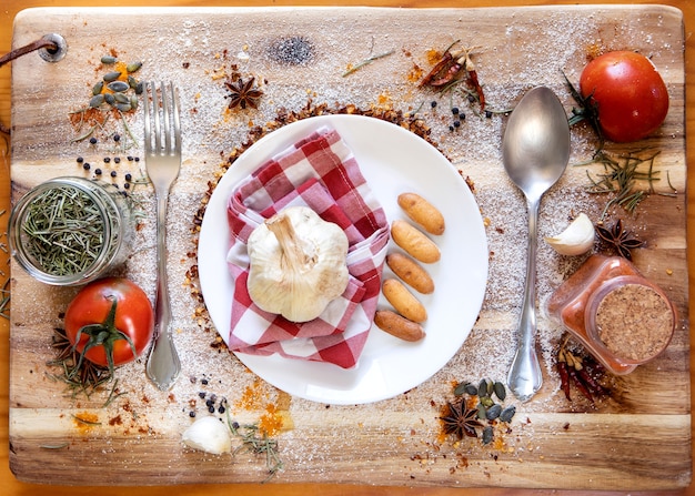 Kolorowe dania na stole